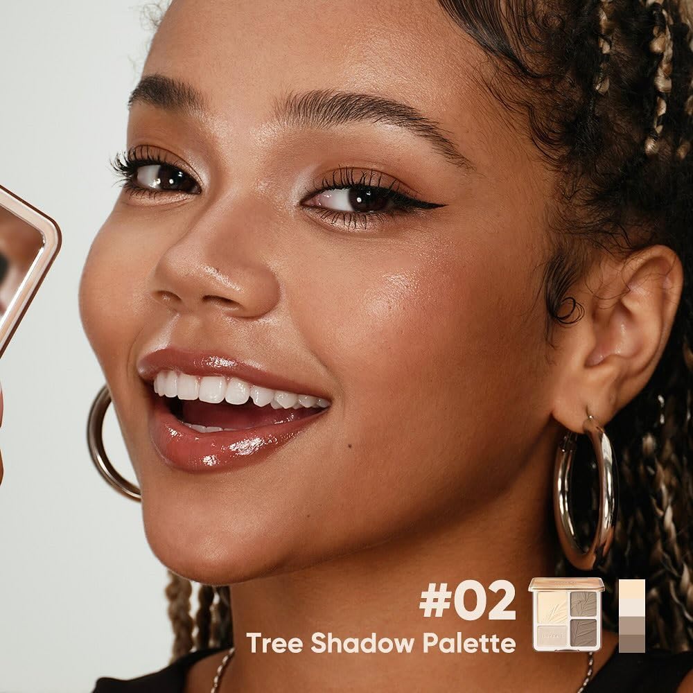 JUDYDOLL Tree Shadow Palette compact-mirror demonstrates on-the-go touch-ups for busy mornings.
