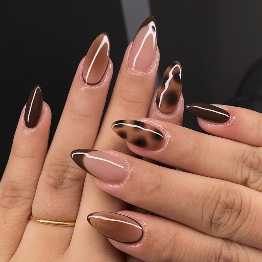 JUGGSSA almond press on nails leopard-glossy-brown for salon-like shine.