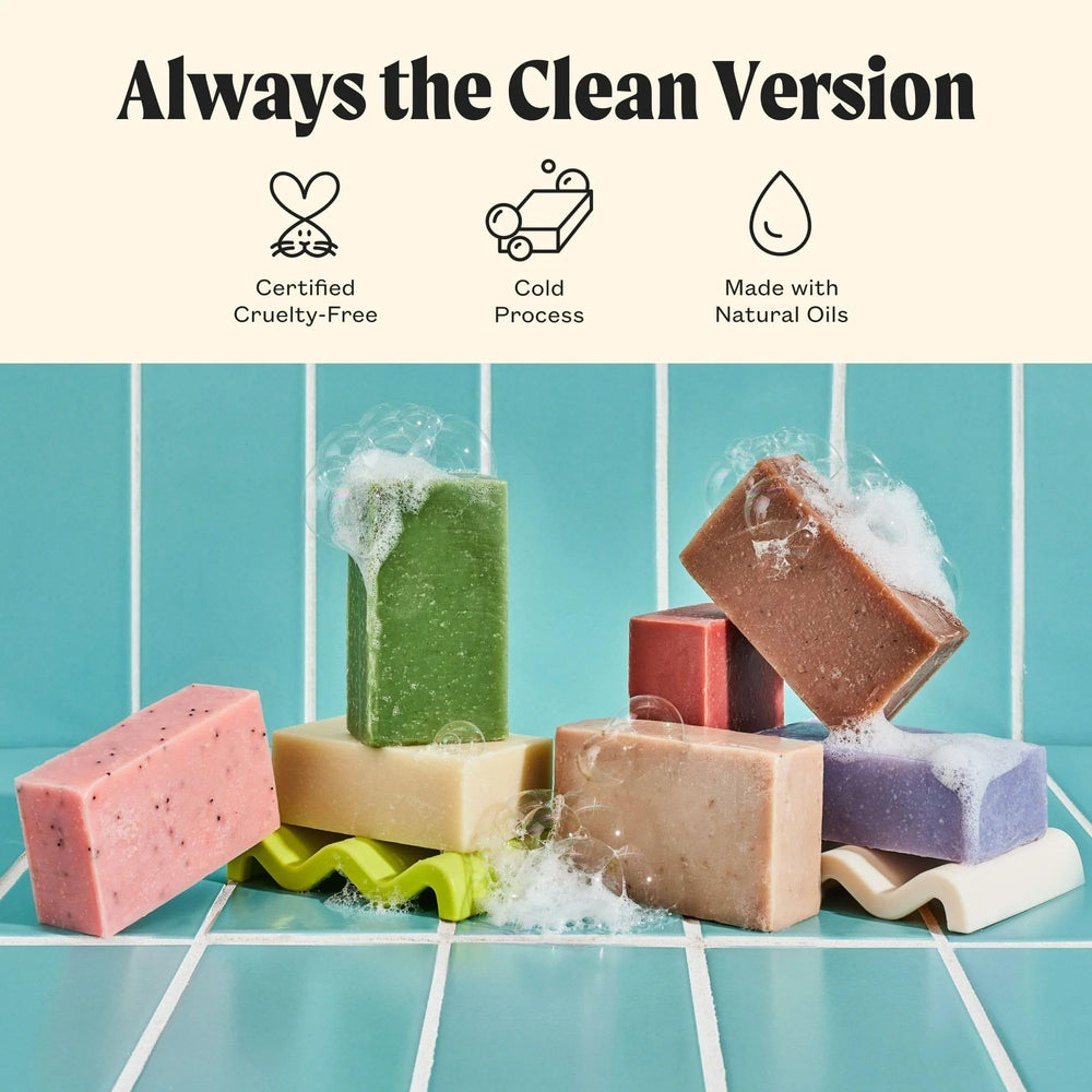 JUKEBOX Vanilla on Vinyl bar soap amber and ylang-ylang hints enhance relaxation.