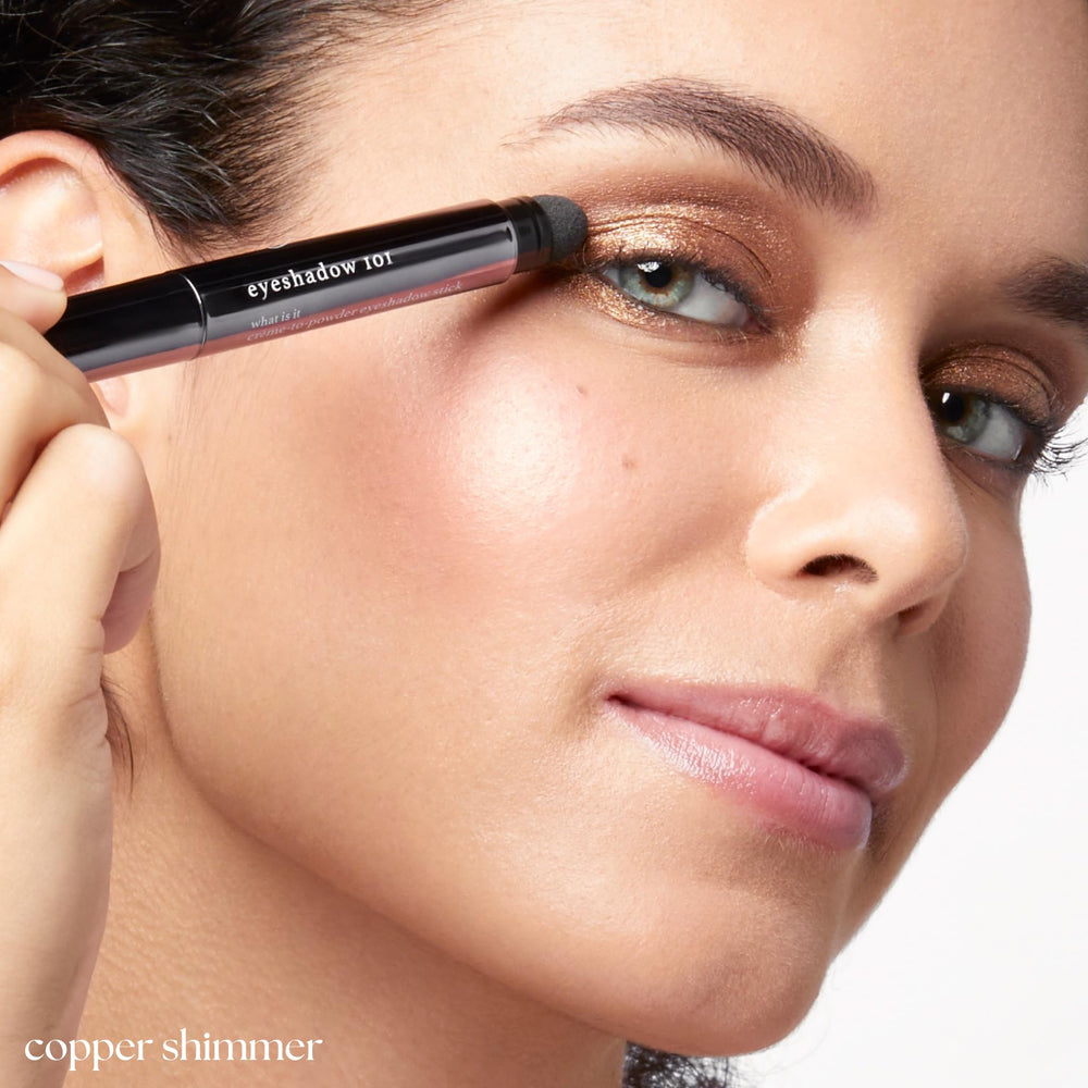 Julep Eyeshadow 101 built-in-smudger image demonstrates easy blending.