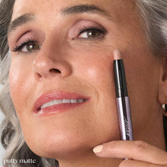 Julep Eyeshadow 101 waterproof wear stays vibrant from morning to night.