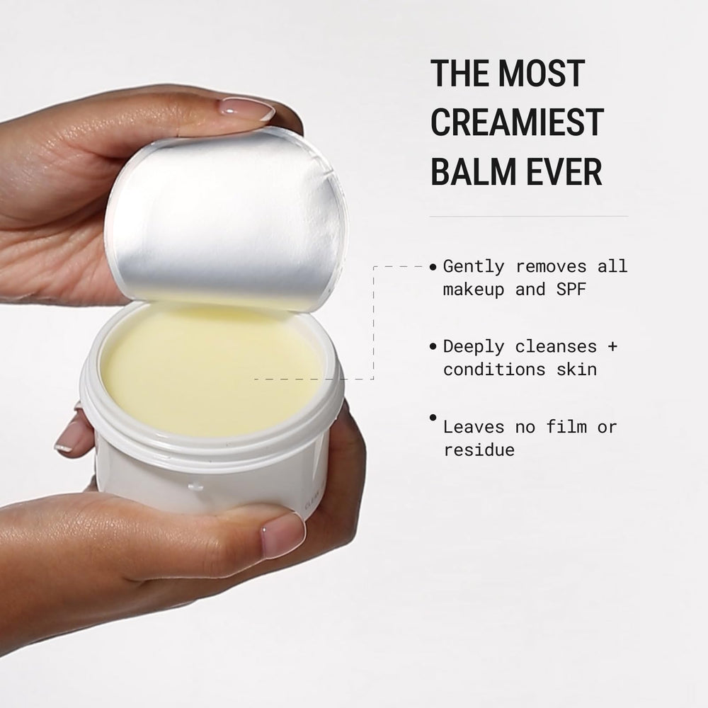 JUNO & CO Jade Clean10 balm scoop application — creamy texture melts into silky oil.