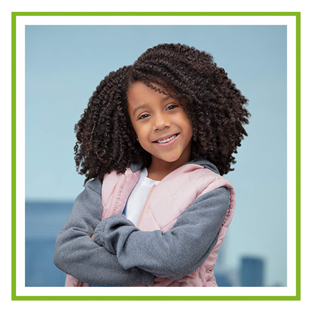 Before-and-after curl peace visuals show detangled, smooth curls.