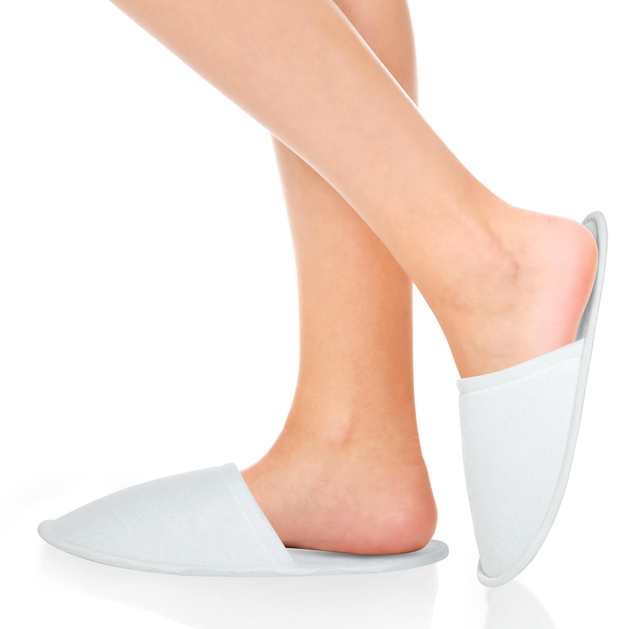 Juvale universal-fit label on slippers for unisex guests