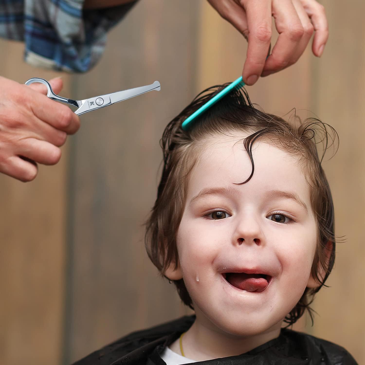 K KaCaKaCa kid-friendly home barber kit supports easy at-home styling.