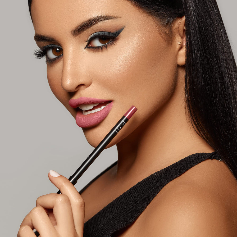 K7L Buff lipliner sharpened tip ensures precise contour