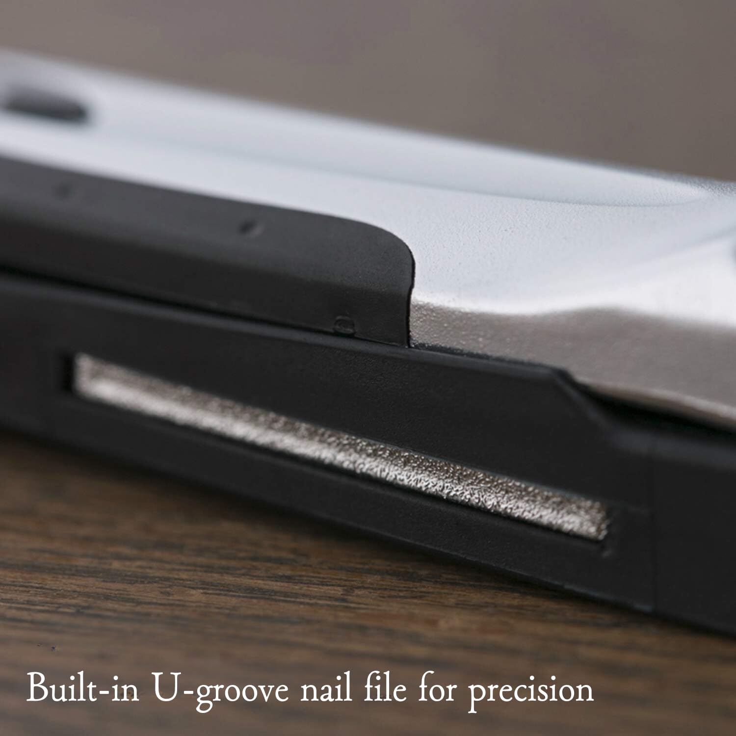 KAI strong cutting power closeup illustrates ability to trim thick nails.