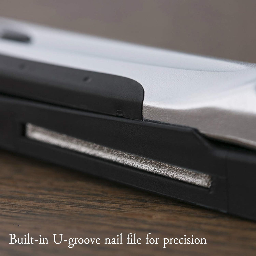 KAI strong cutting power closeup illustrates ability to trim thick nails.