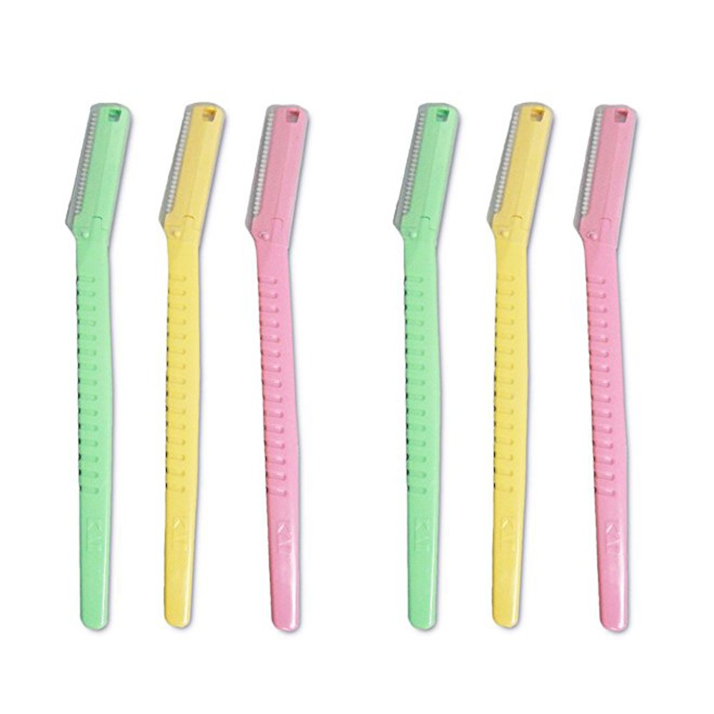 Kai Touch N Brow razor pack 2 display highlights value and quick grooming sessions.