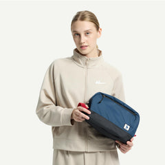 Kalgoteal bag displays wet/dry compartment for damp items