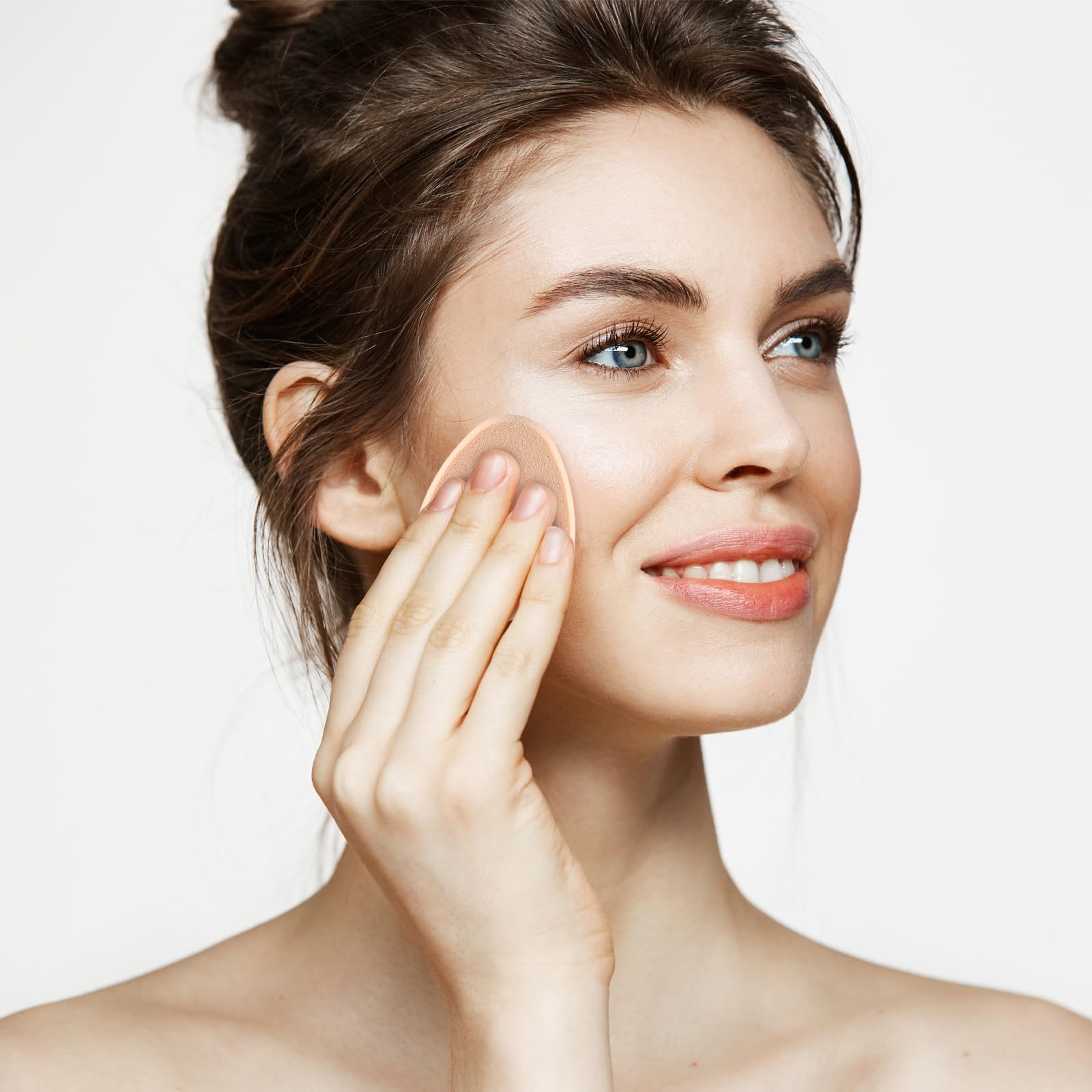 KALIONE makeup sponge soft-touch—gentle on skin for everyday makeup
