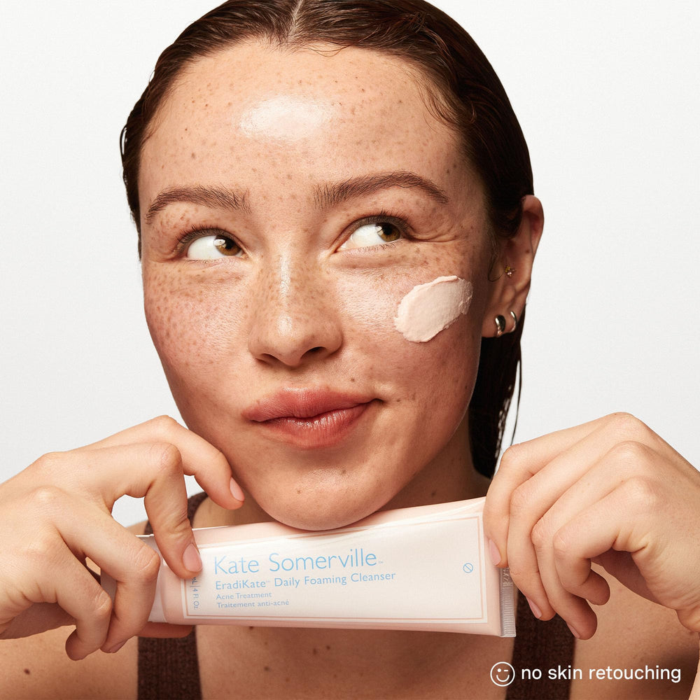 Hollywood clinic origin note reinforces trusted, professional-inspired formulation for home use