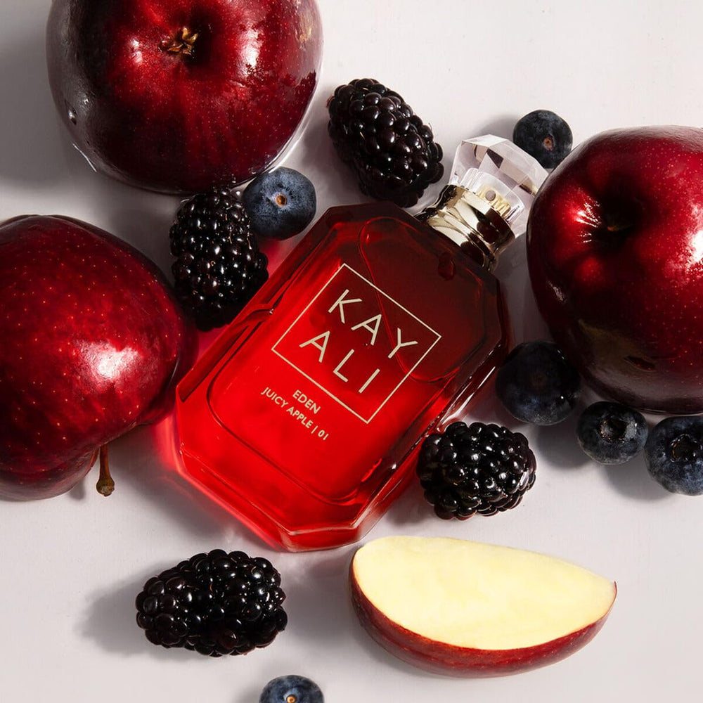Kayali Eden Juicy Apple packaging box showcases travel-friendly design for daily use.