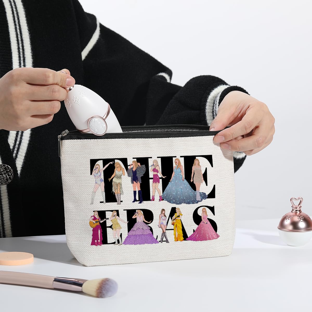 kdxpbpz Singer Makeup Bag colorful design ideal for personal use or gifting.