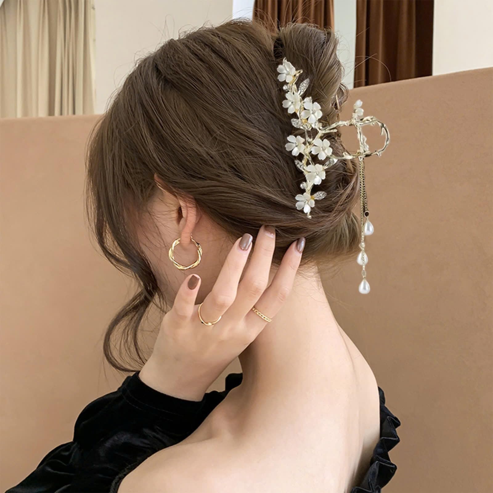 KEMMINTVN hair clip crystal accents sparkle, elevating formal hairstyles.