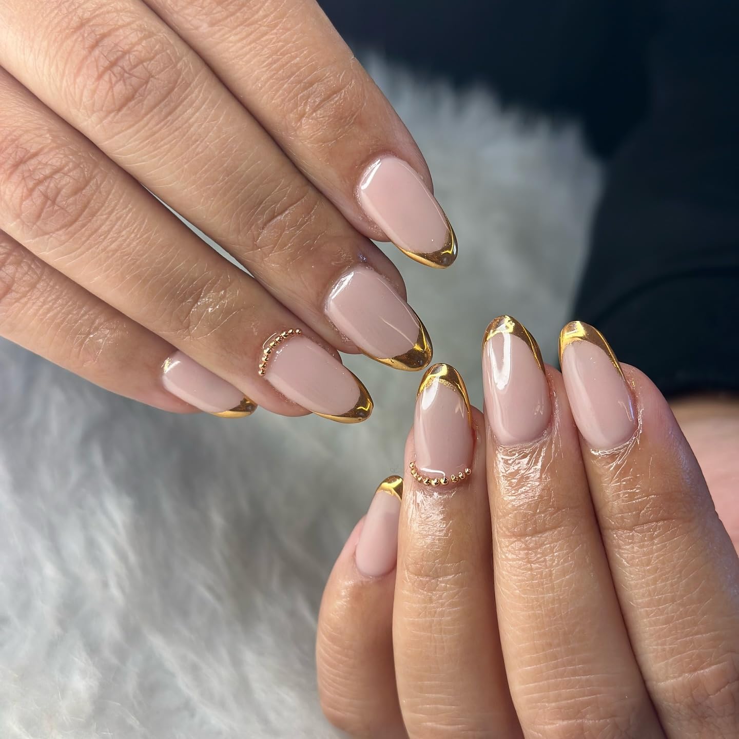 Kepovin Gold French Tip nails closeup highlighting durable almond tips and shine