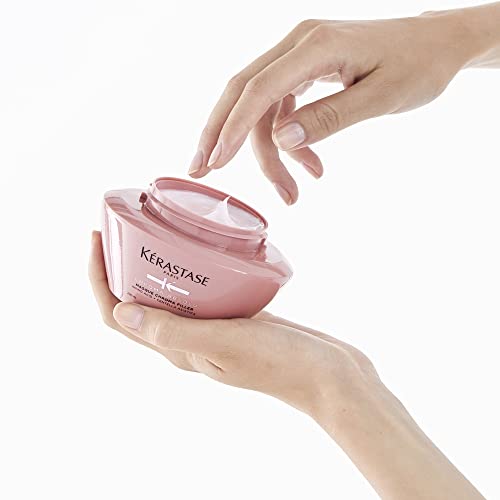KÉRASTASE Chroma Absolu centers on centella and lactic acid to reinforce fibers.
