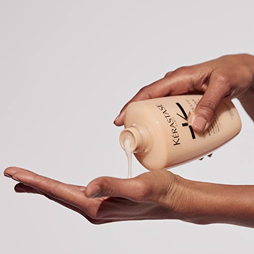 KÉRASTASE Curl Manifesto conditioner shot completes the curl-care routine.