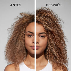 Kérastase Curl Manifesto Gelee Contour close-up shows defined curls and shine, with no crunch.