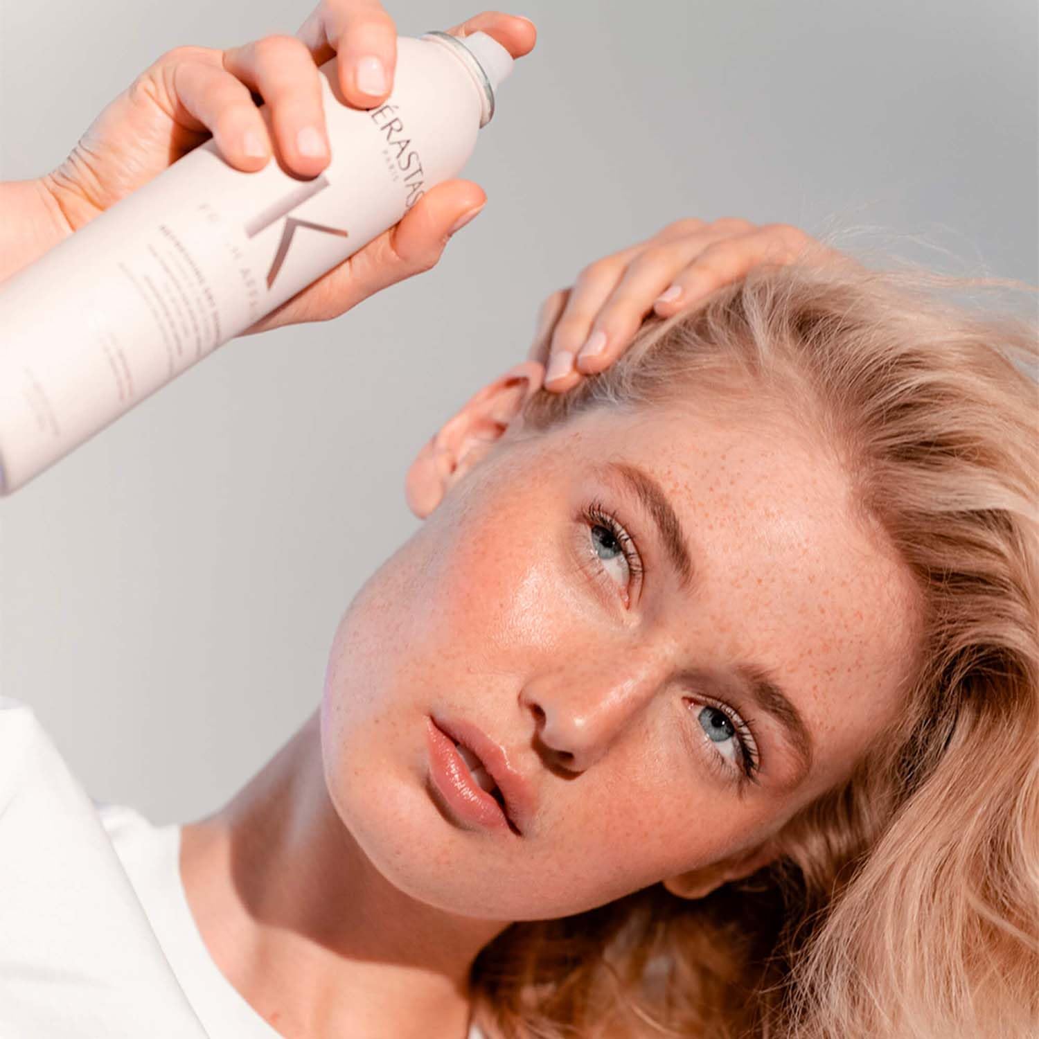 KÉRASTASE Fresh Affair second-day refresh restores body and lift.