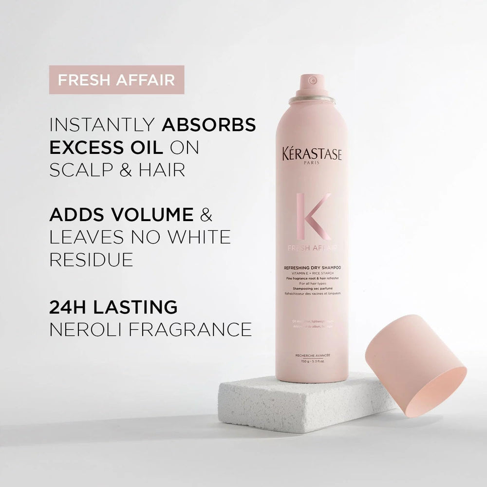 KÉRASTASE Fresh Affair spray application on roots for oil absorption.