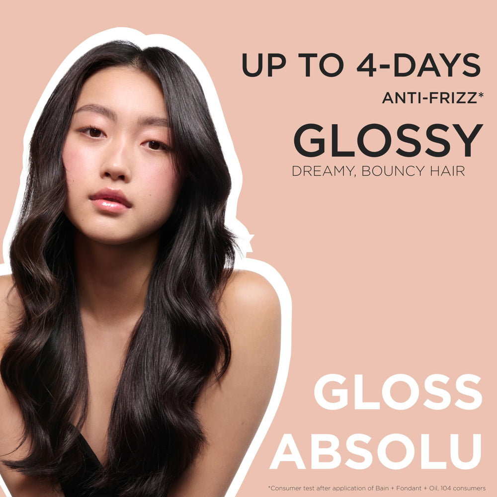 KERASTASE Gloss Absolu hair-detangling demonstrates smoother comb-through.