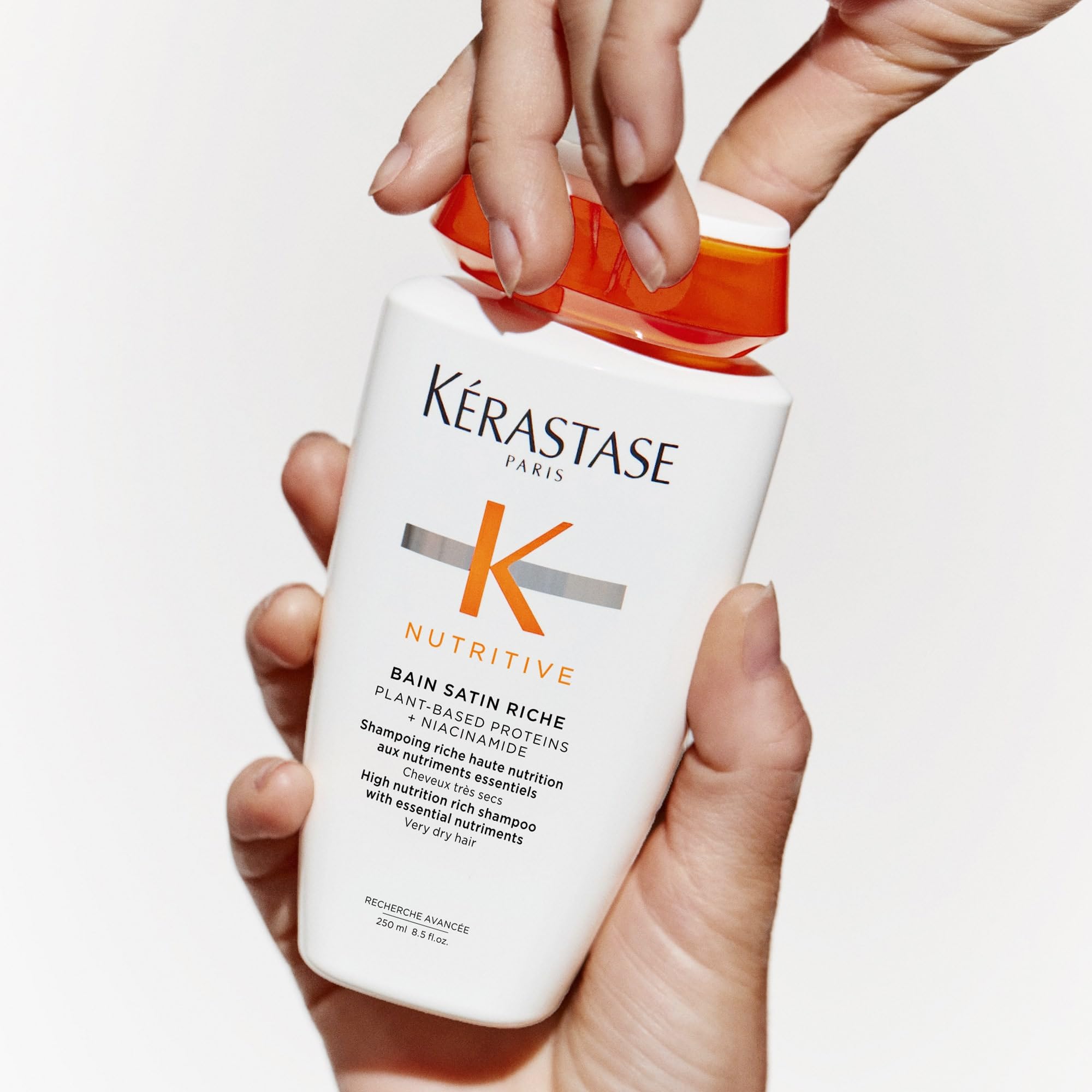KÉRASTASE Nutritive Bain Satin Riche product shot highlighting nourishing formula