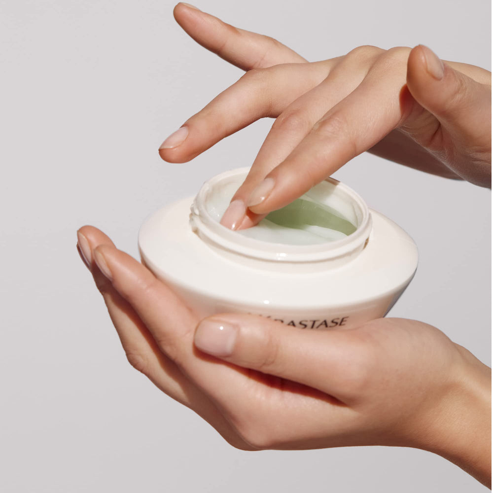 KÉRASTASE Specifique Rehydratant fits into a daily lightweight hydration ritual.