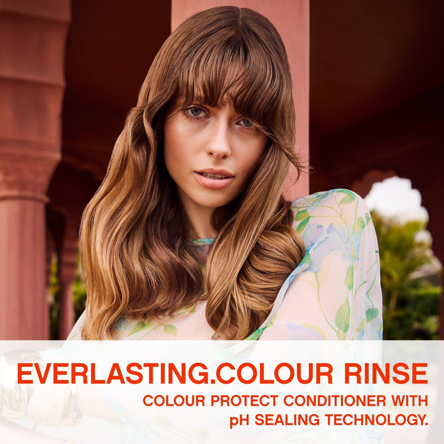 KEVIN.MURPHY EVERLASTING.COLOUR RINSE closeup shows creamy conditioning texture