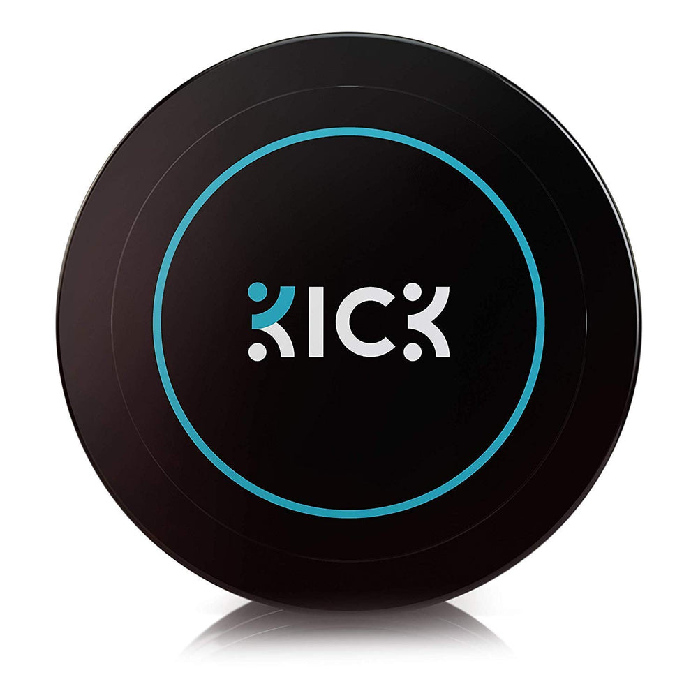 Kick Active hair cream dispensing action showing even distribution and non-greasy hold