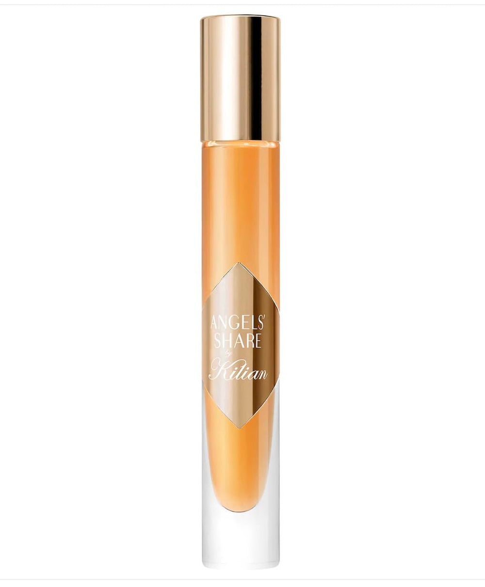 Kilian Angels' Share amber close-up — reveals caramel color and praline notes for refined moments.
