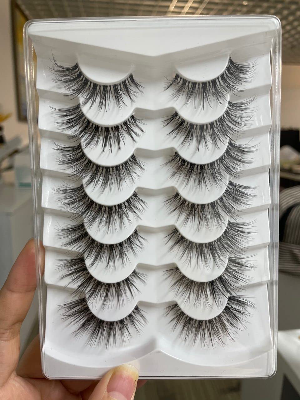 Kiromiro pestañas para diferentes ocasiones, maquillaje ligero.