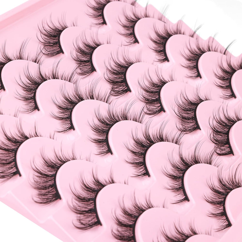 Kiromiro soft cotton band lashes offer hypoallergenic, invisible comfort.
