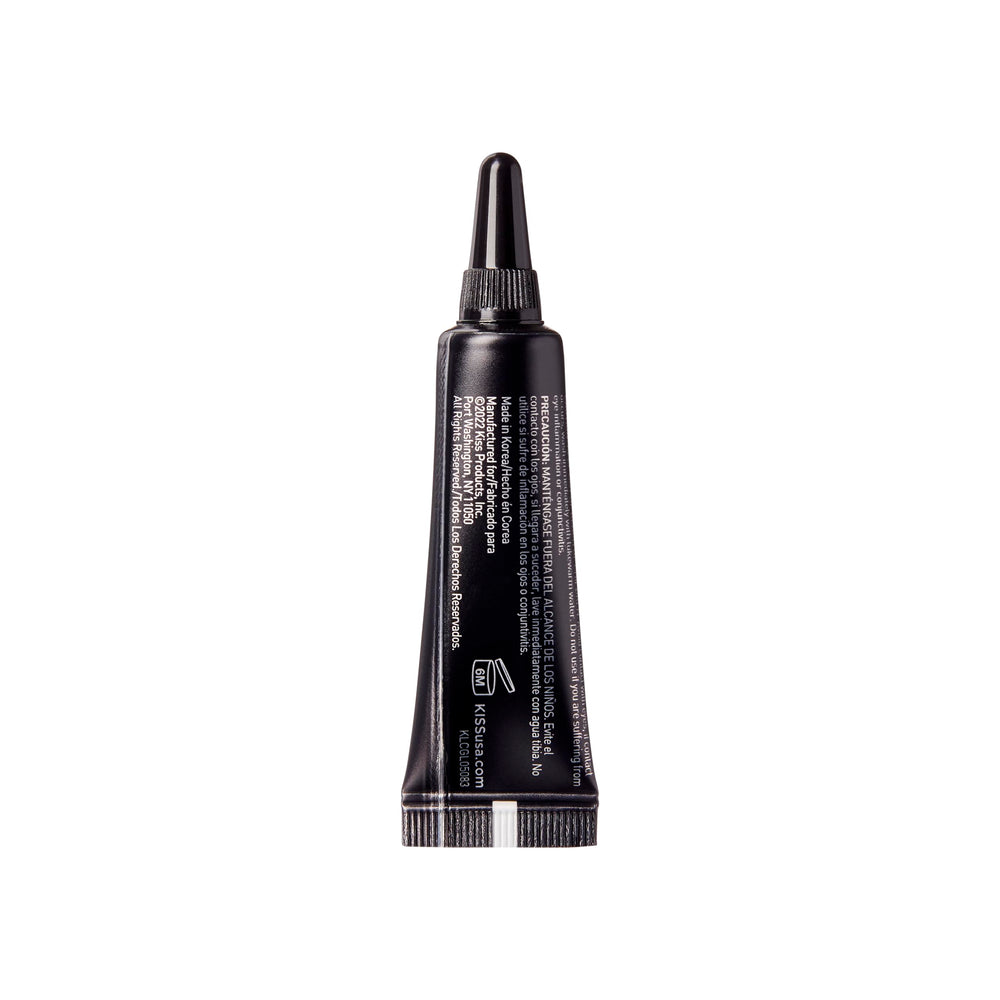 KISS Lash Couture collection options display various lash styles.
