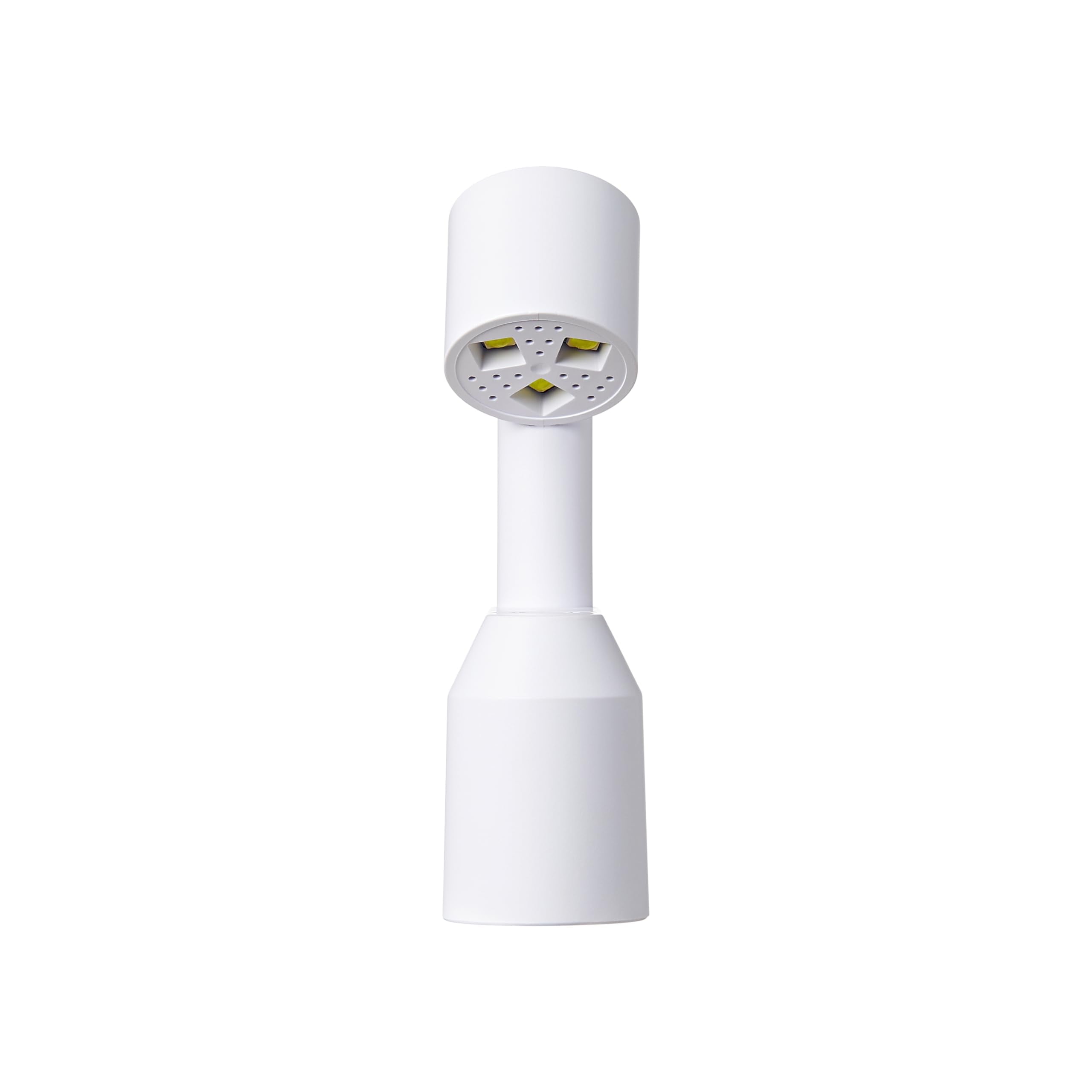 KISS Salon X-tend USB cable powers quick, clean curing sessions.