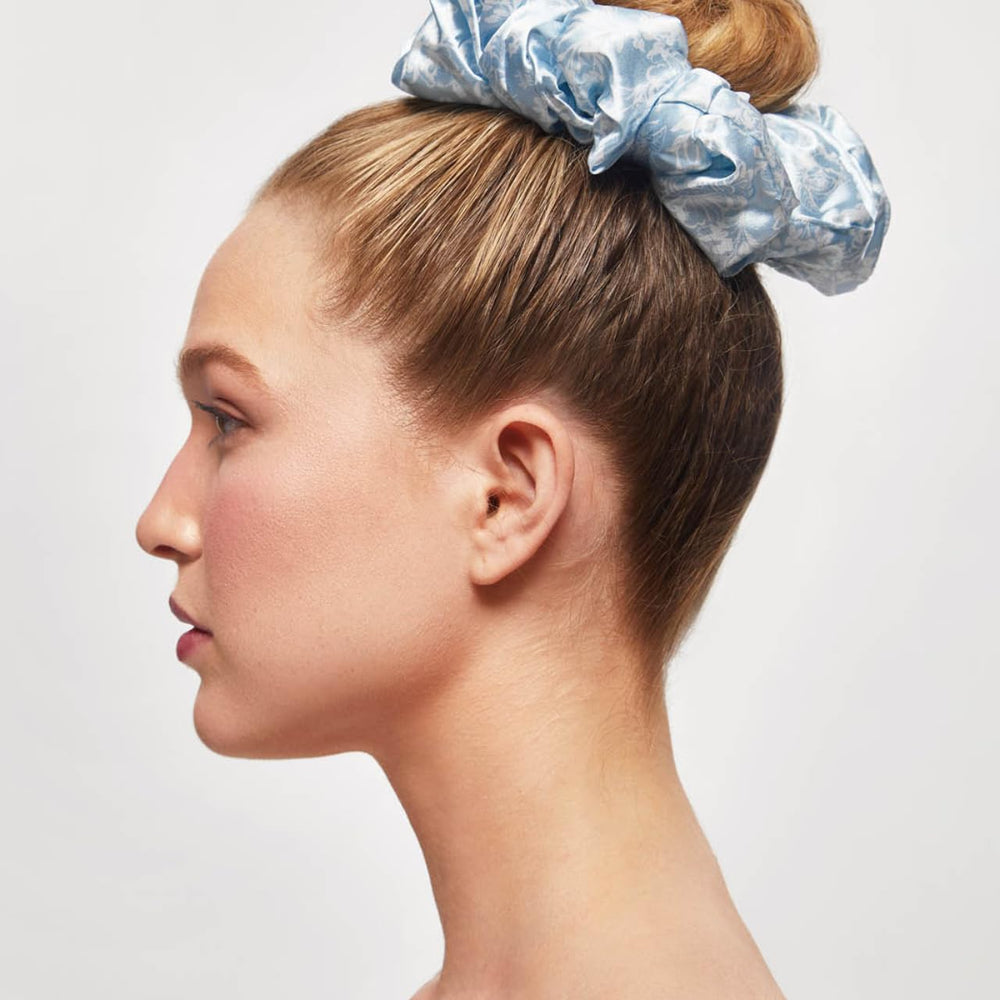 Kitsch Bridgerton satin scrunchies gift set image suggests thoughtful present for her.