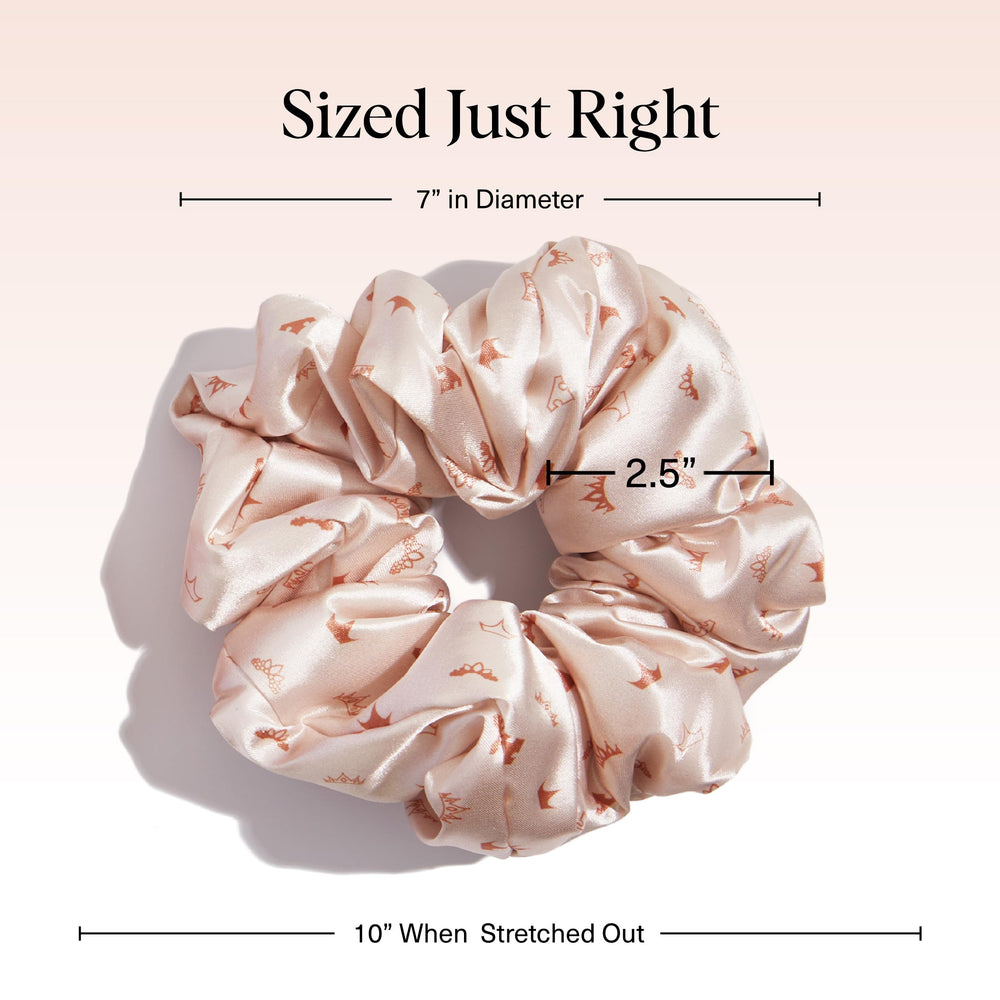 Kitsch Desert Crown satin scrunchie in creamy crown offers smooth comfort.