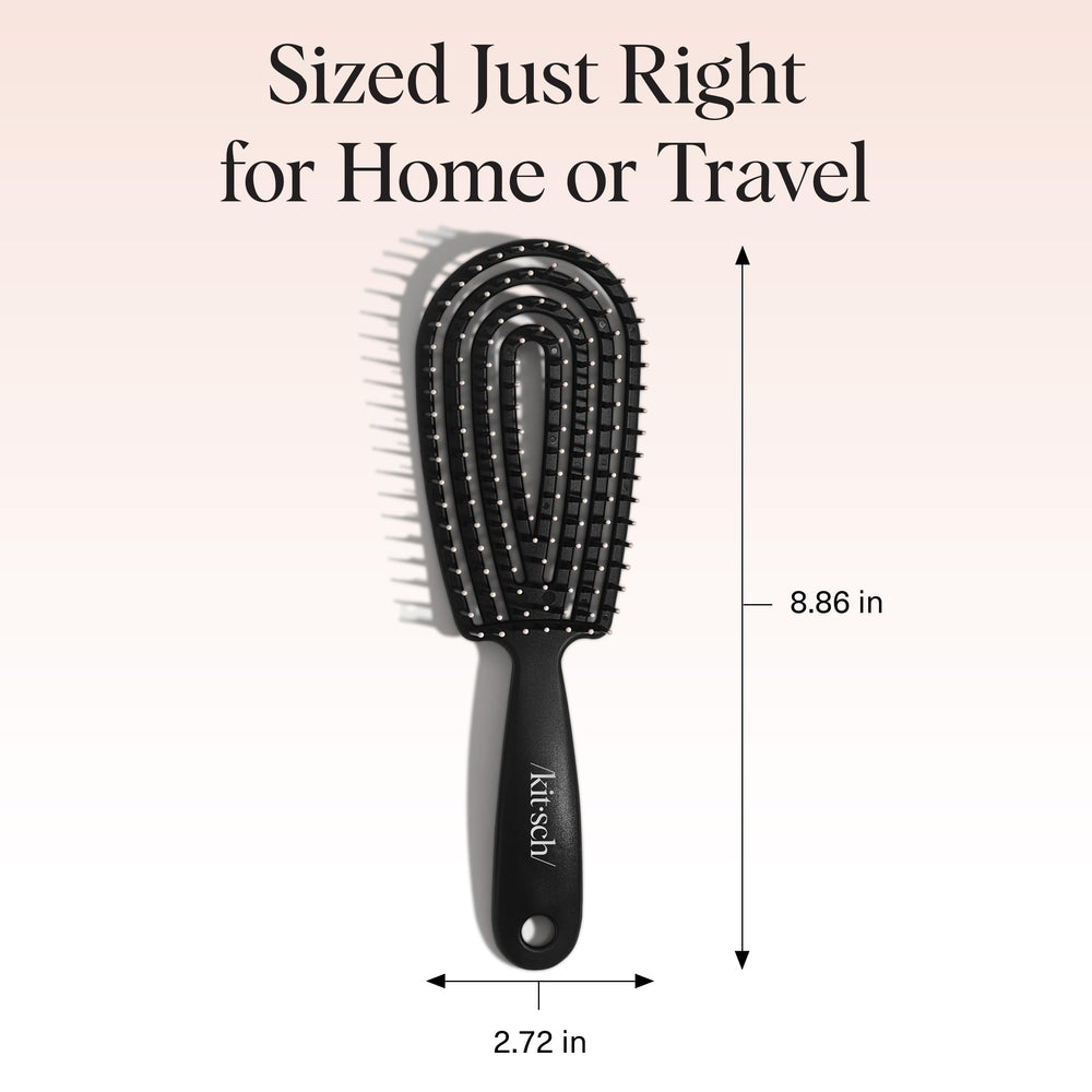 Kitsch Detangler Brush delivers shiny, smooth finish after detangling sessions.