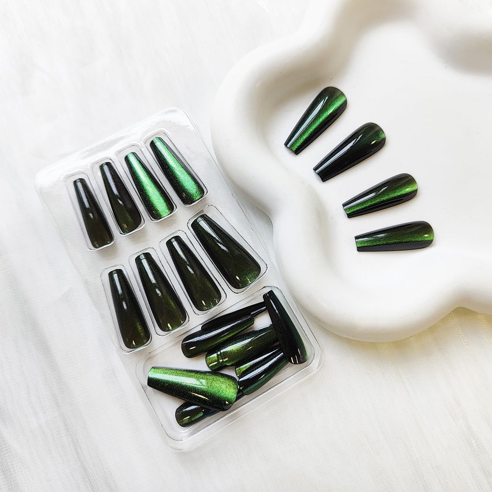 KKUUOO gradient nails deliver opulent color shifts without salon visits.