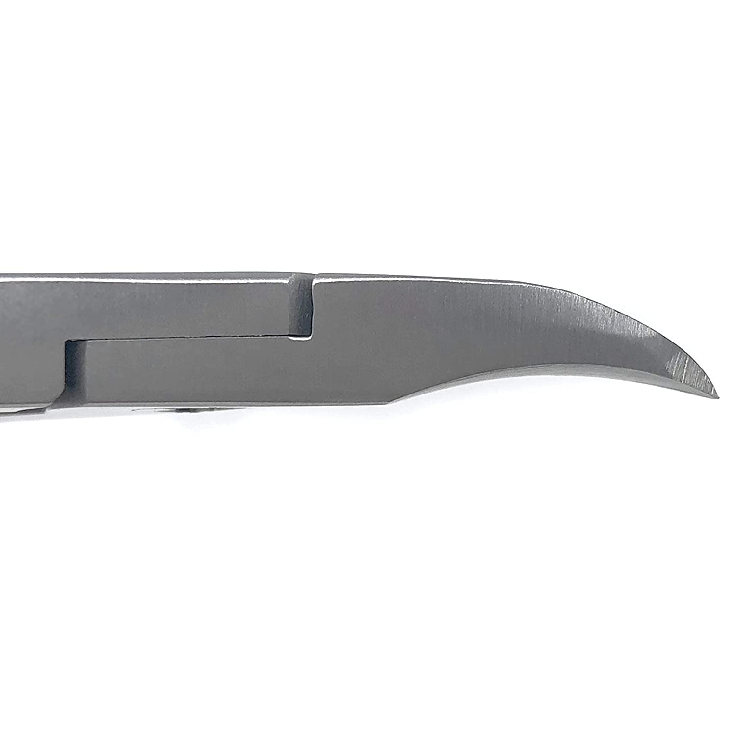 Kohm engineered stainless steel with ergonomic grip enables confident trimming for seniors.