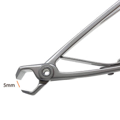 KOHM nail clippers ergonomic matte grip provides secure, comfortable handling.