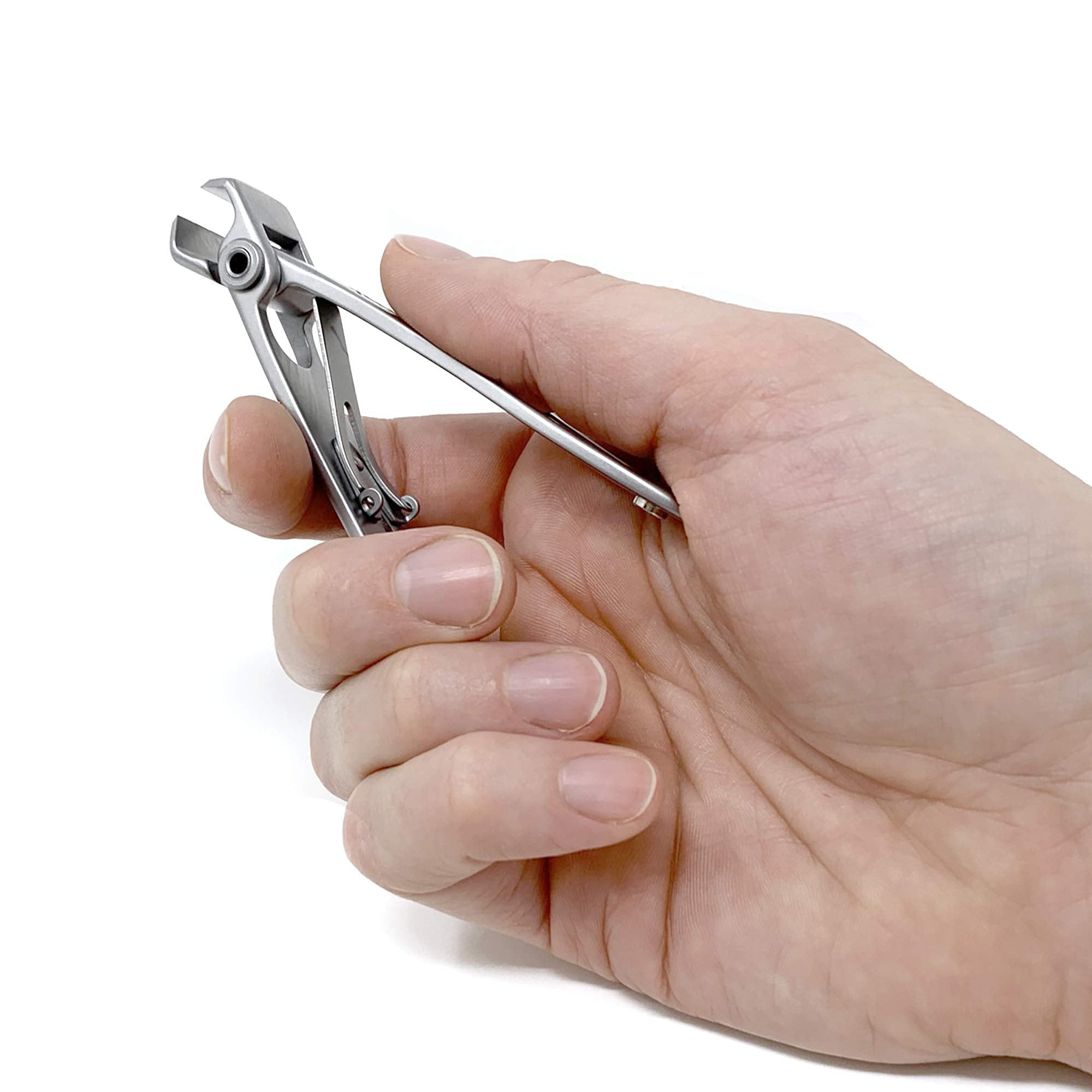 KOHM nail clippers packaged for gifting or travel.