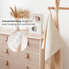 Konssy easy-dry loop helps quick air-drying and low maintenance.