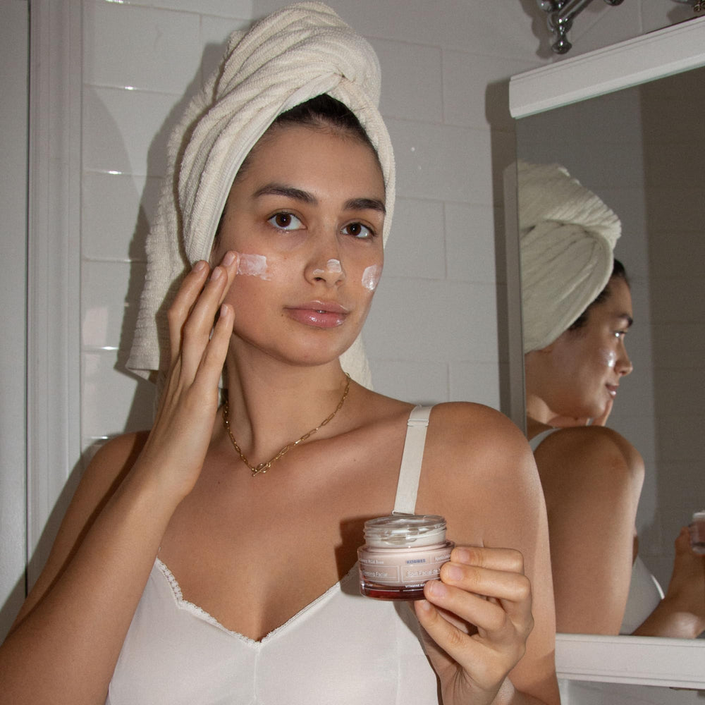 KORRES Wild Rose Night Cream texture souffle9 melts on skin for refreshingly light hydration.