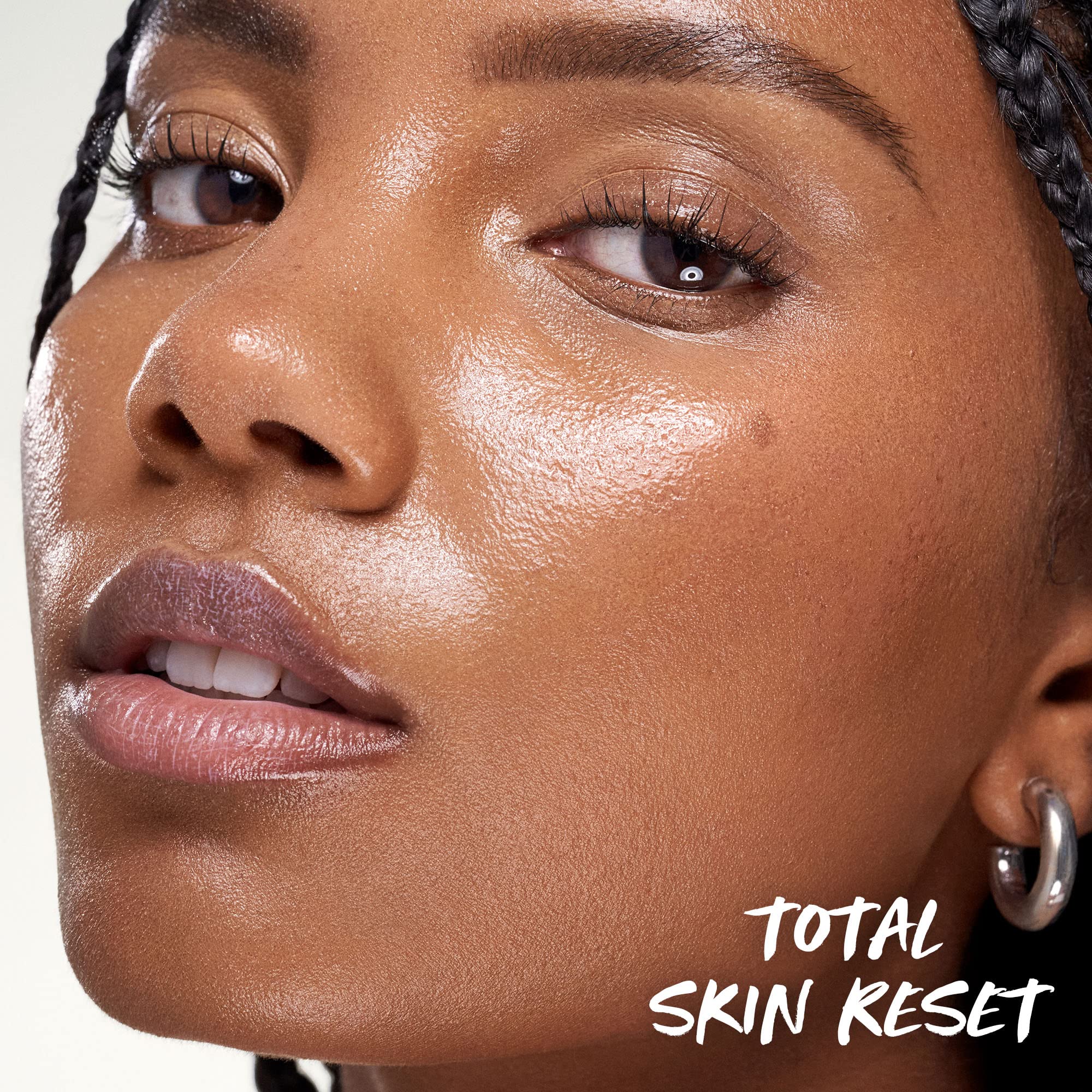 Kosas Plump and Juicy spray-on application on skin demonstrates easy morning use