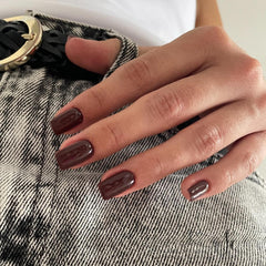 KQueenest short coffin nails on fingertips for natural, comfortable wear.