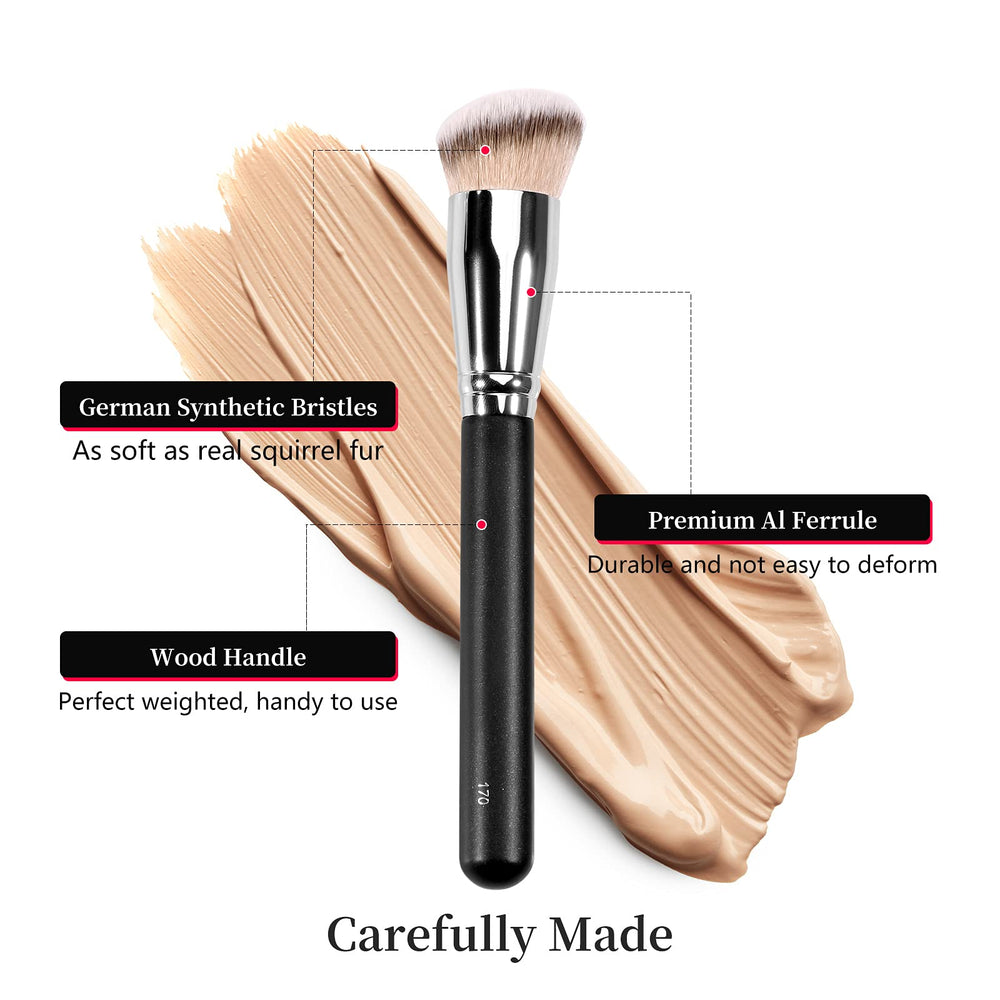 Kugge kabuki brush dense synthetic bristles for streak-free application.