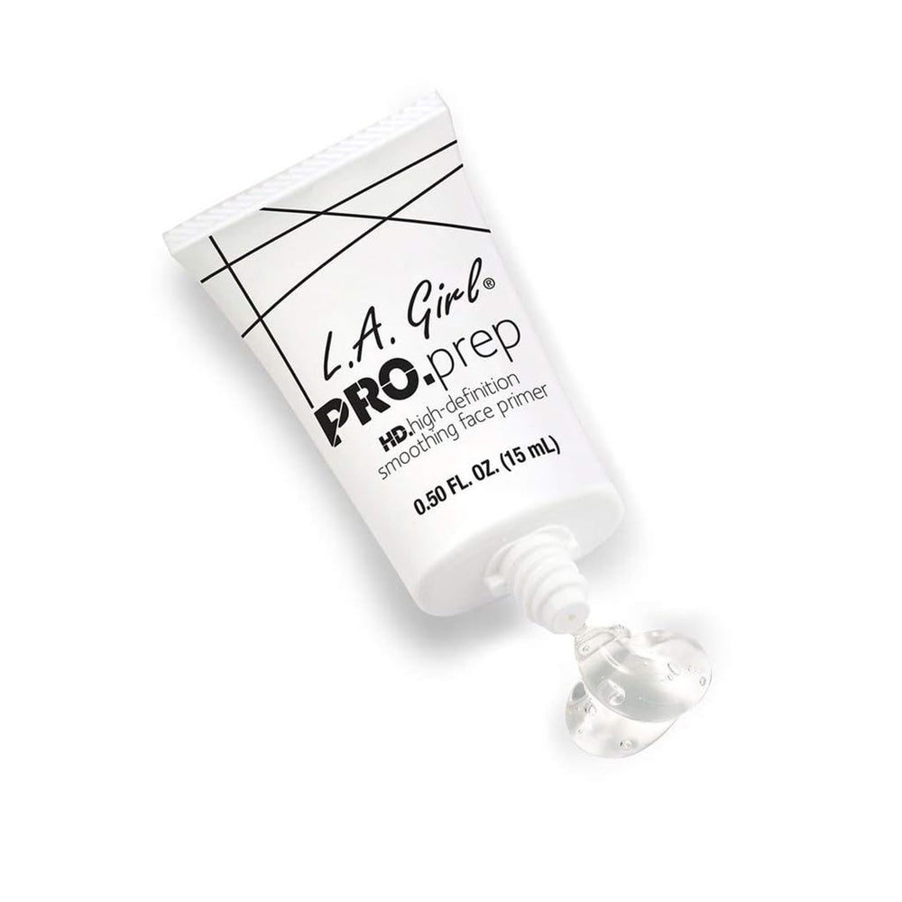 L.A. Girl PRO Prep HD, textura ligera para un acabado suave y duradero.