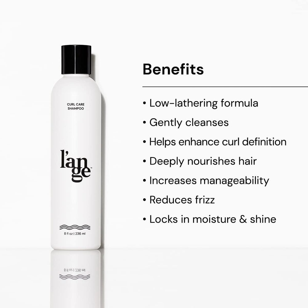 L'ANGE HAIR Curl Care Gentle Shampoo lathering foams into soft, frizz-minimizing bubbles.