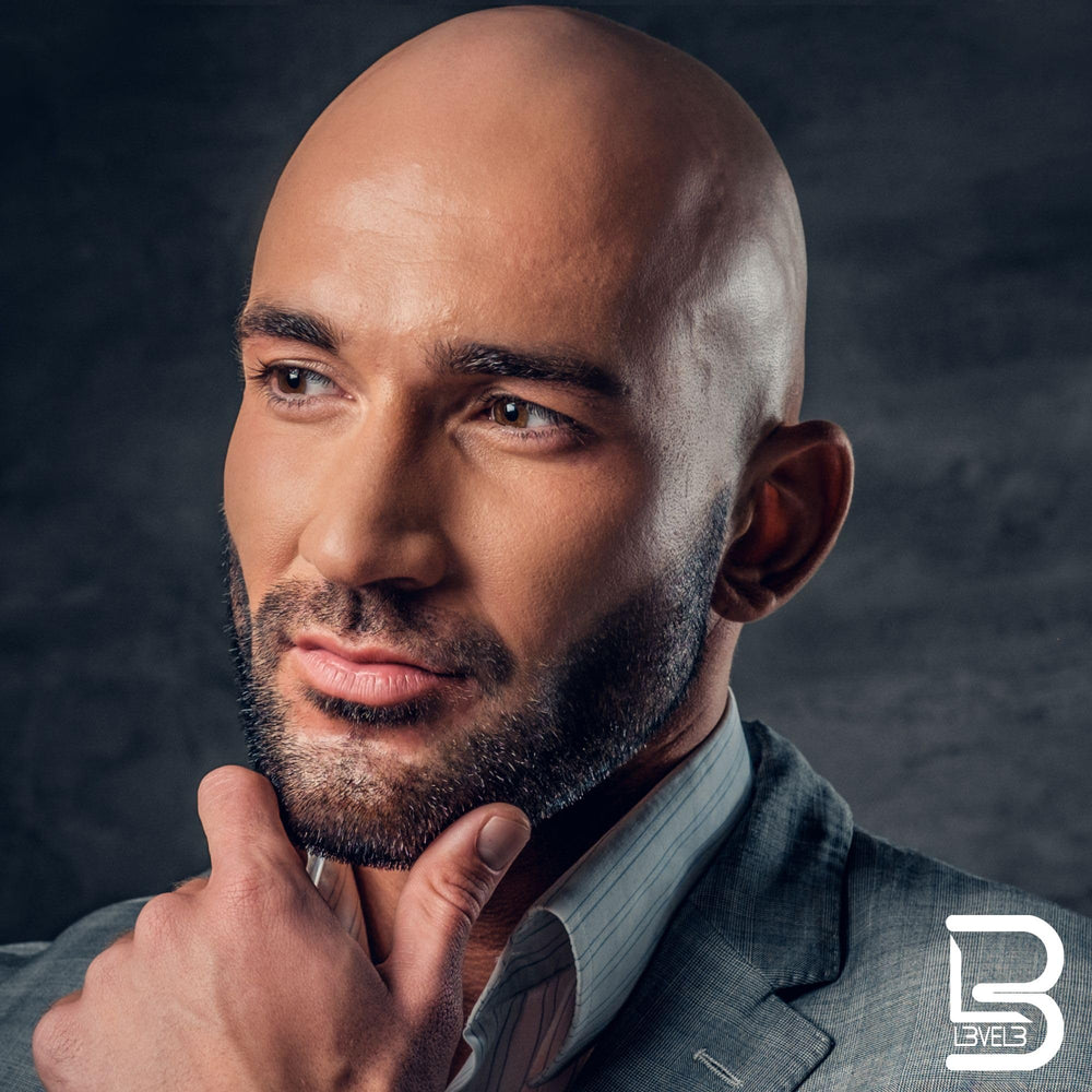 L3 Level 3 Gel being applied emphasizes visibility during the shave.